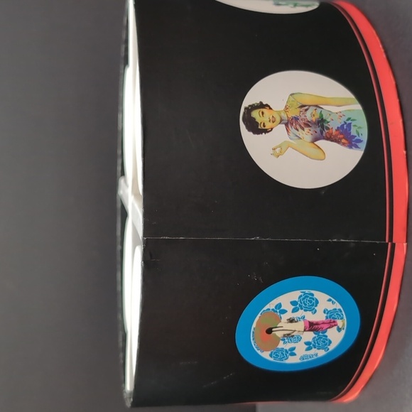 Stokes Gourmet Set Of 4 Geisha Multi-Colored Porcelain Cups. - Picture 5 of 14